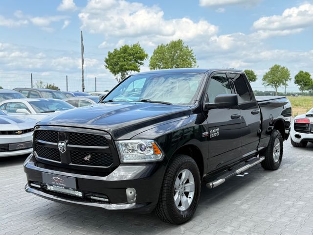 Dodge RAM 5.7 4x4 HEMI Bluetooth Crew Cab