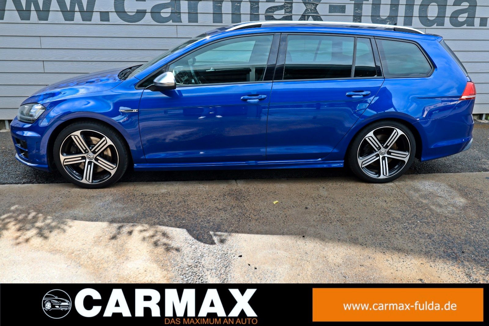 Fahrzeugabbildung Volkswagen Golf VII Variant R 4M Navi,Bi-Xenon,SH,PDC