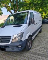 Mercedes-Benz Sprinter - Mercedes-Benz Sprinter mit Benzin-Antrieb