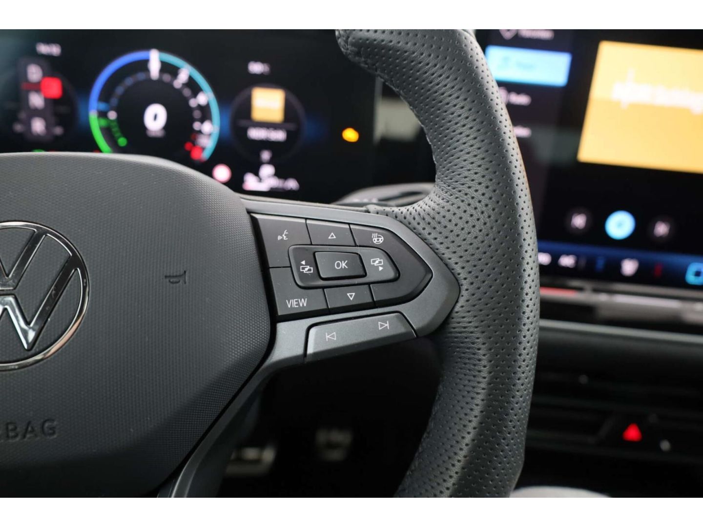 Volkswagen Passat - Bild 18