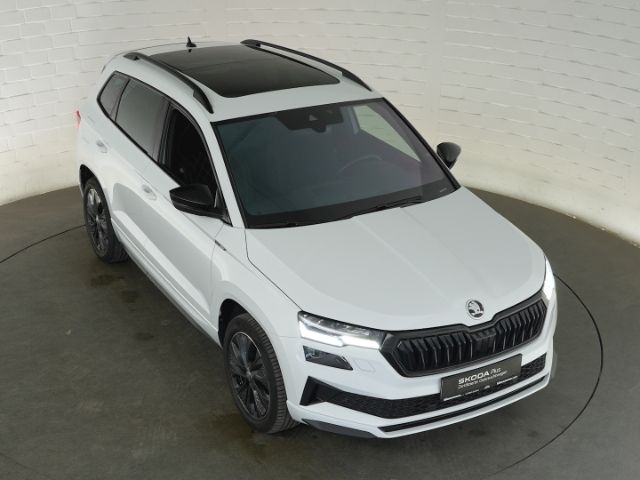 Karoq SPORTLINE TDI DSG 4x4+AHK+NAVI+PANORAMADAC
