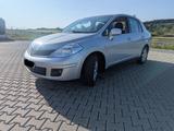 Nissan TIIDA / VERSA Limousine 1.6 1.Hand ... - Nissan Tiida: Limousine