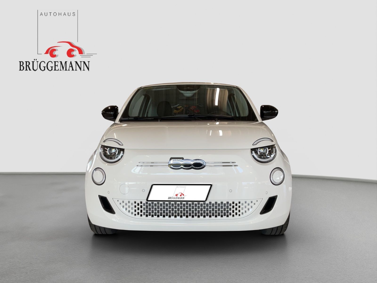 Fahrzeugabbildung Fiat 500e + Komfort Paket, Style Paket