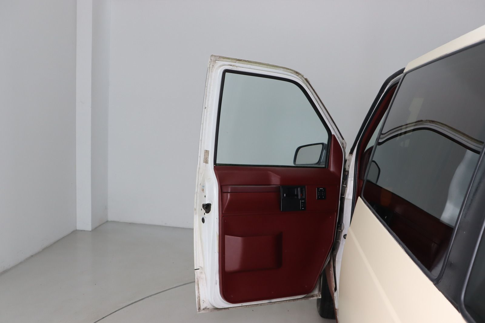 Fahrzeugabbildung Andere Chevrolet Astro Van WOMO * Vorzelt * HU/AU neu