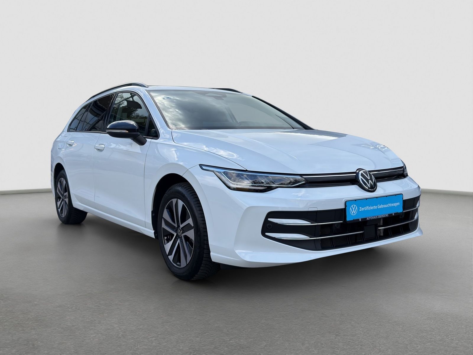 Volkswagen Golf VIII Variant 1.5 eTSI LED Navi Ambi SHZ Kam foto 4