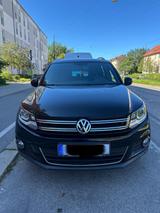 Volkswagen Tiguan 1.4 TSI 90 BlueMot Tec C... - Volkswagen Tiguan mit Benzin-Antrieb: Limousine
