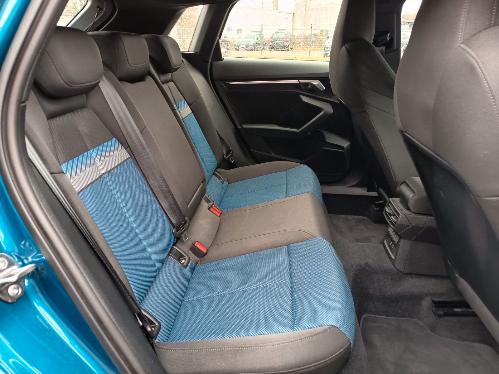 Audi A3 Sportback 30 TDI advanced foto 13