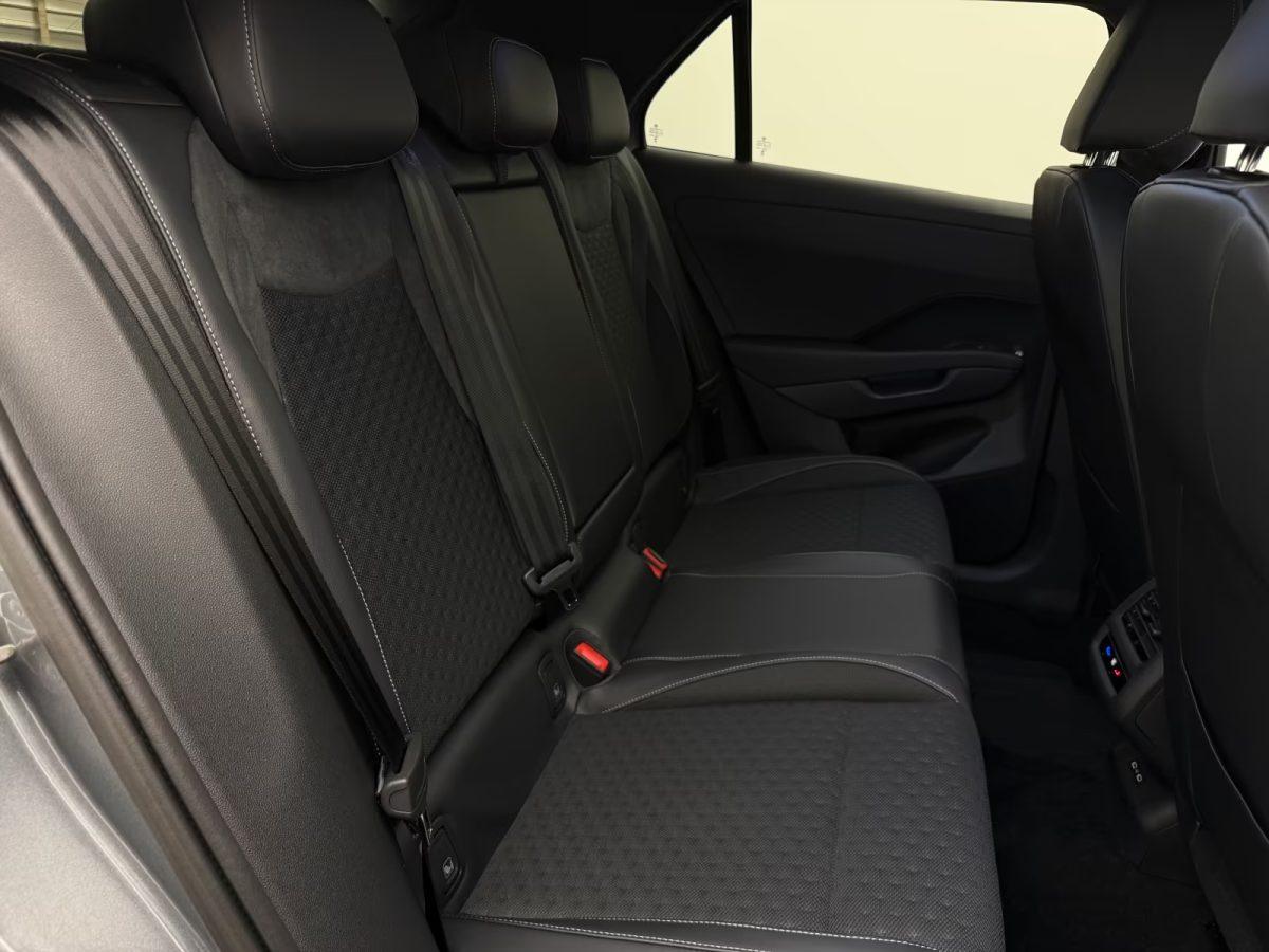 Volkswagen T-Roc 1.5 eTSI DSG R-Line +BLACK-STYLE+CAM+ACC+, миниатюра 26