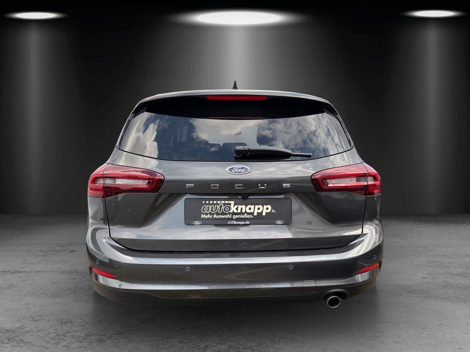 Fahrzeugabbildung Ford Focus Turnier Titanium X 155PS B&O eCall Winter