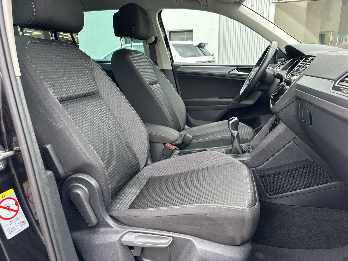Volkswagen Tiguan ACTIVE 1.5 TSI LED+NAVI+DAB+KLIMA+KAMERA, миниатюра 25