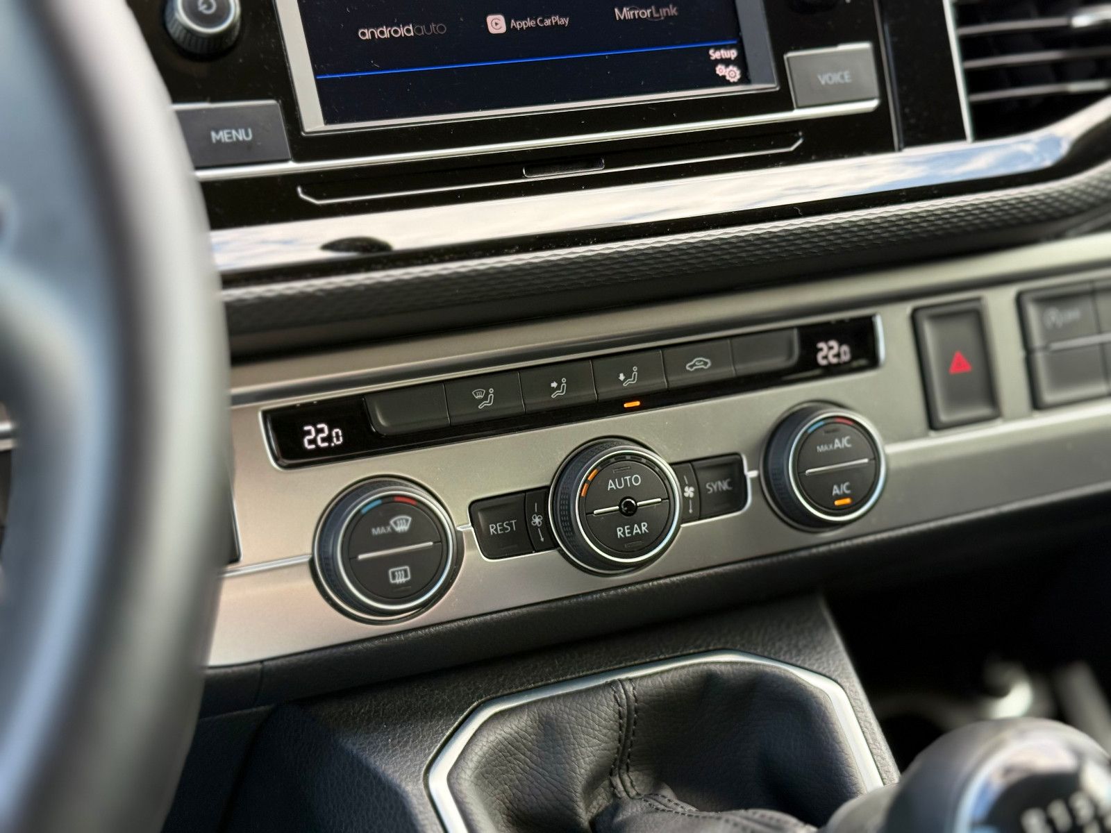 Volkswagen T6.1 Multivan 2.0TDI KLIMA StHz.CARPLAY DREHSITZ foto 7