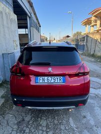 Peugeot 2008 - 1