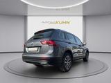 Volkswagen SHZ/PDC/AHK/4WD - VW Tiguan Allspace Gebrauchtwagen in Stuttgart