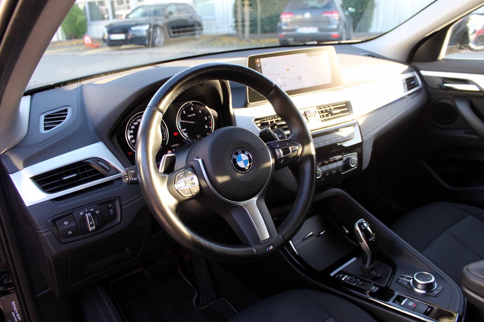 Fahrzeugabbildung BMW X2 xDrive 25d Advantage ACC KAM SHZ LHZ HUD NAV