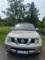 Nissan Pathfinder 2.5 dCi DPF SE SE - Nissan Pathfinder: Se