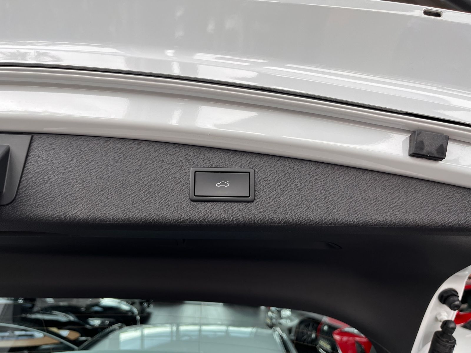 Fahrzeugabbildung CUPRA Leon Sportstourer VZ e-Hybrid RFK SHZ NAV