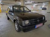 Opel Kadett D kurze kleine Heckklappe 1,2N... - Opel Kadett mit Benzin-Antrieb: Limousine, 1.2