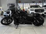 Harley-Davidson VRSCDX V - Rod Night Rod Special Cult Werk Penzl - HARLEY-DAVIDSON VRSCDX