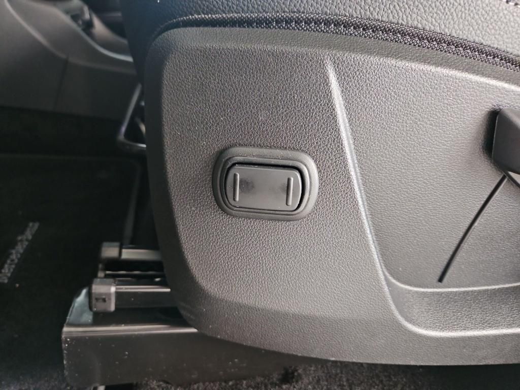 Fahrzeugabbildung Mercedes-Benz T 180 d PROGRESSIVE Navi LED PTS RFK SHZ Tisch