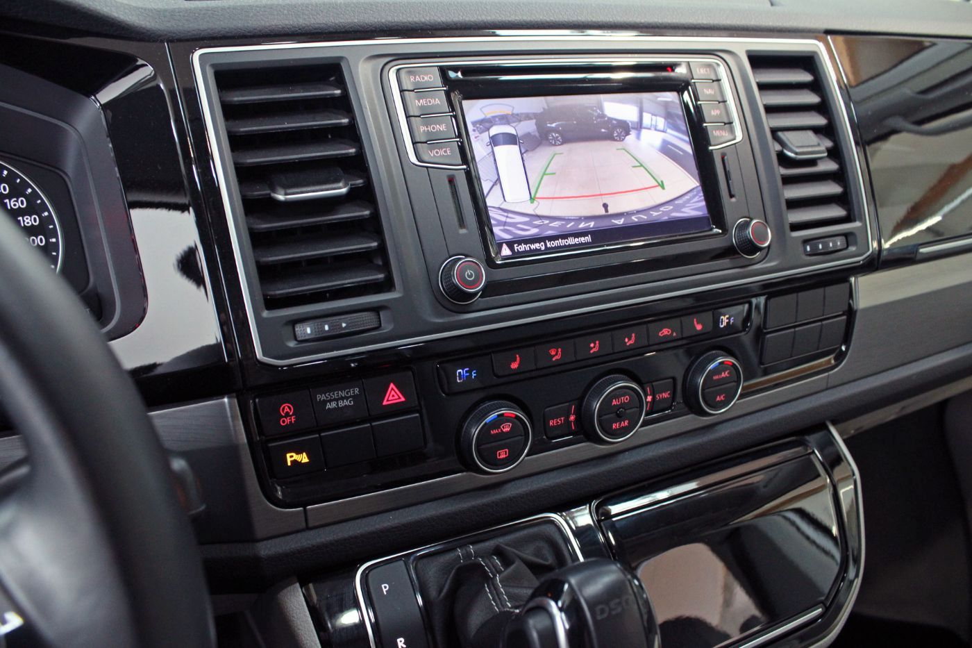 Volkswagen T6 2.0 TDI California Coast Edition AHK RCam ACC foto 20