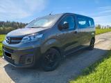 Opel Vivaro / Zafira life 9 Sitzer  - Opel Vivaro von privat