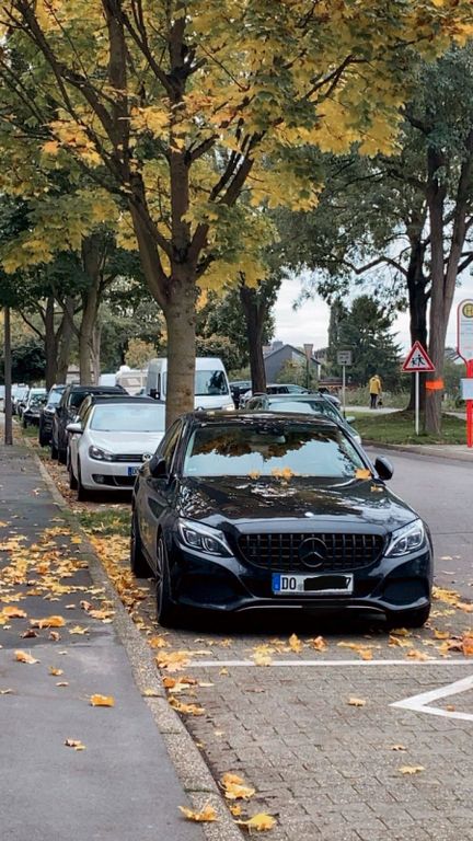 Image of Mercedes-Benz C 220