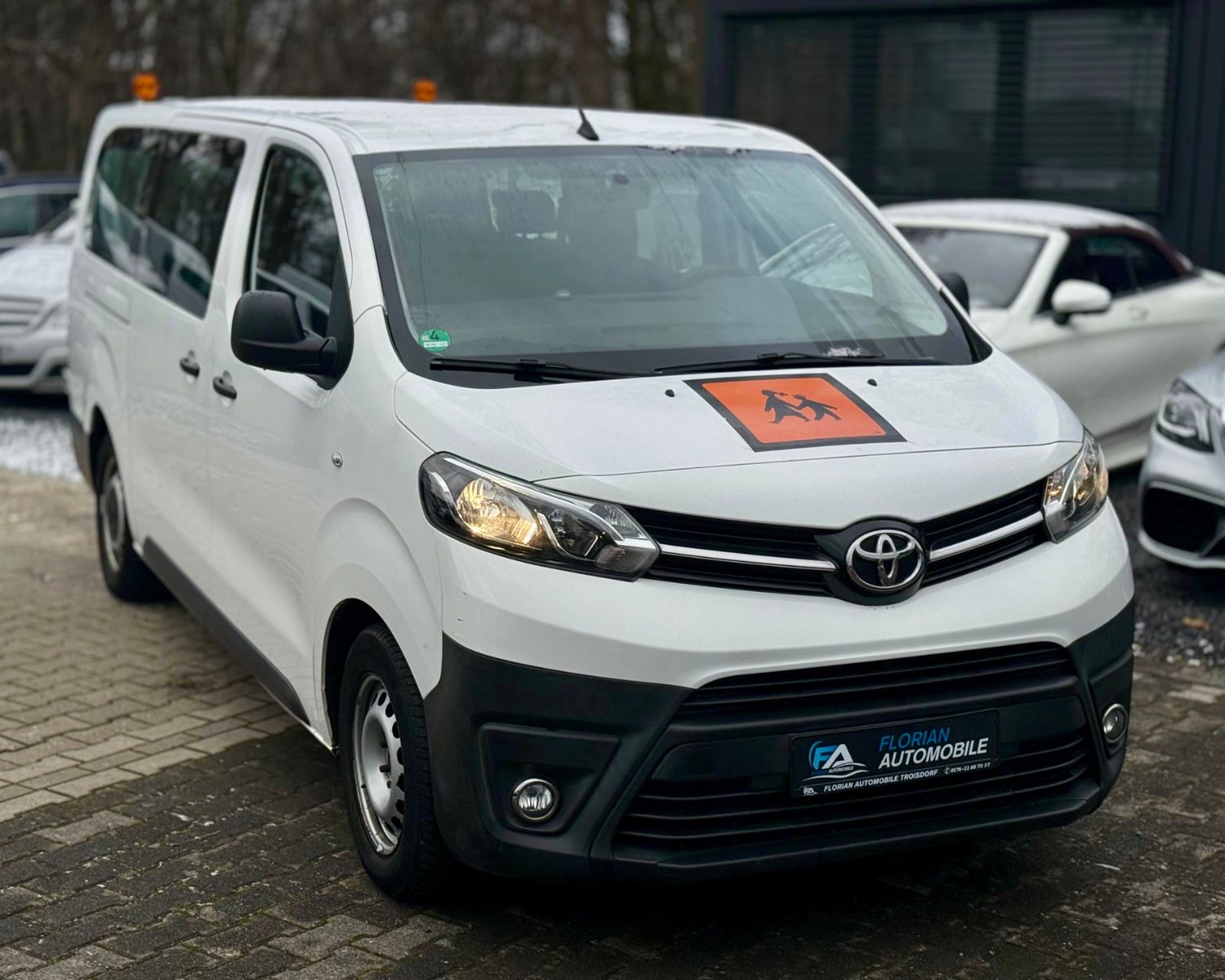 TOYOTA Proace