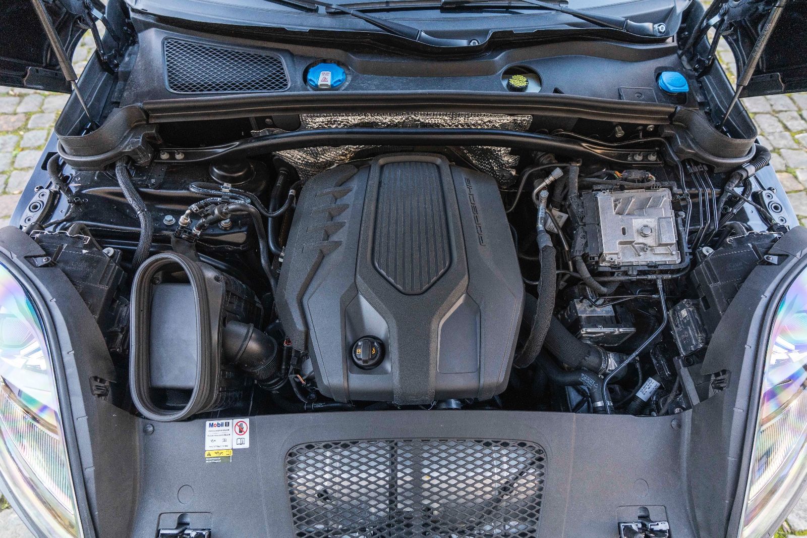 Fahrzeugabbildung Porsche Macan LED 360° BOSE PANO NAV SZH 14 WEGE MEMORY