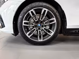 BMW i5 eDrive40 M Sport ACC RFK NAVI Standh. LED LM - BMW i5 in Frankfurt (Main)