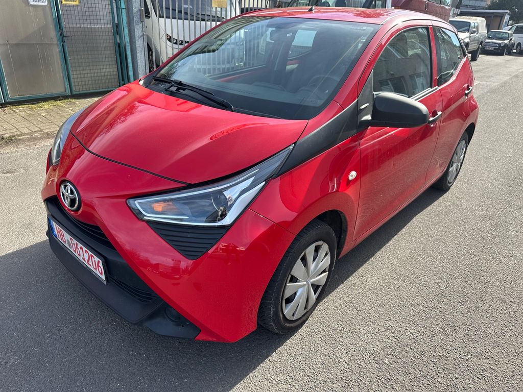 Image of Toyota Aygo (X)