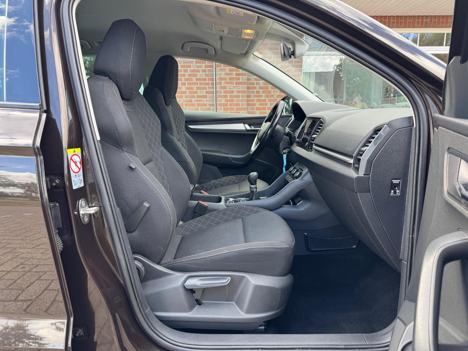 Skoda Karoq 2.0 TDI SCR AMBITION/Navi/ACC/PDC/150PS