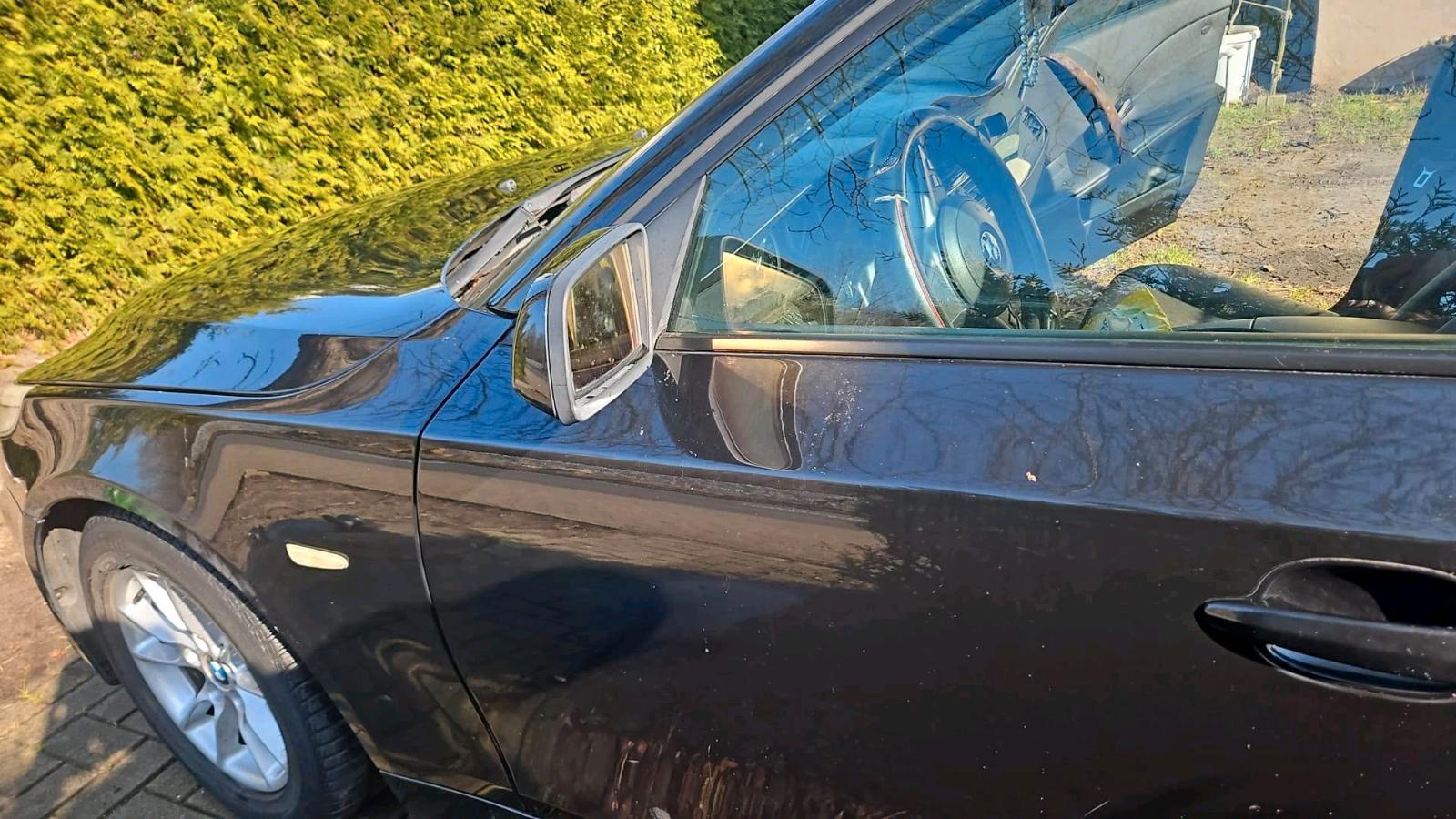 BMW 520 2004 — photo 13