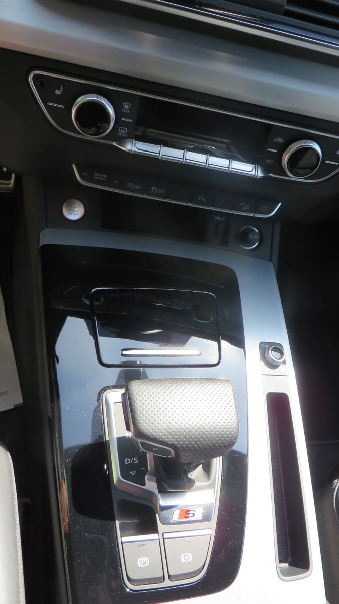 Audi SQ5 black AHK Kamera Voll foto 19