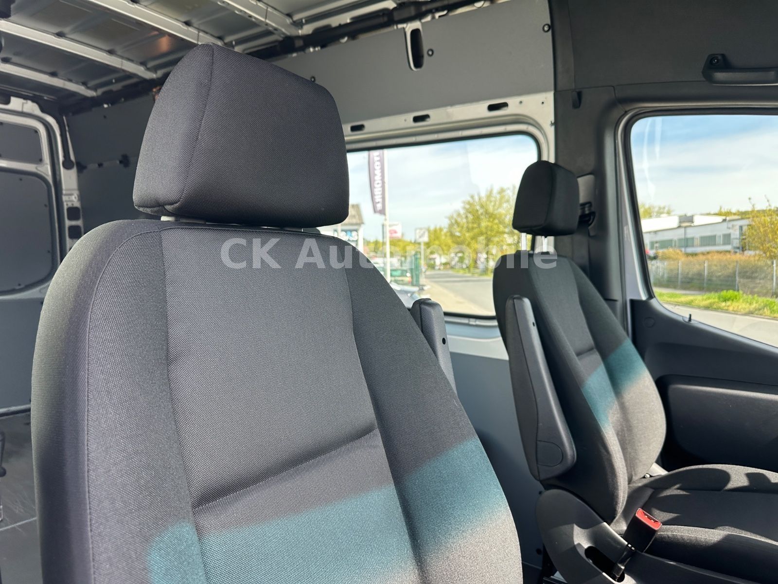 Fahrzeugabbildung Mercedes-Benz Sprinter III Kasten 317 CDI/Mixto/4 Sitze/Navi