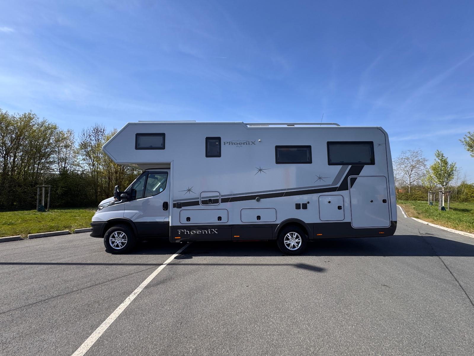 Phoenix 7700RSLGX