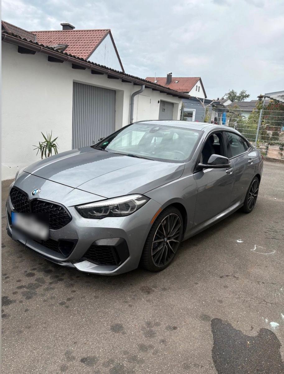 BMW M235