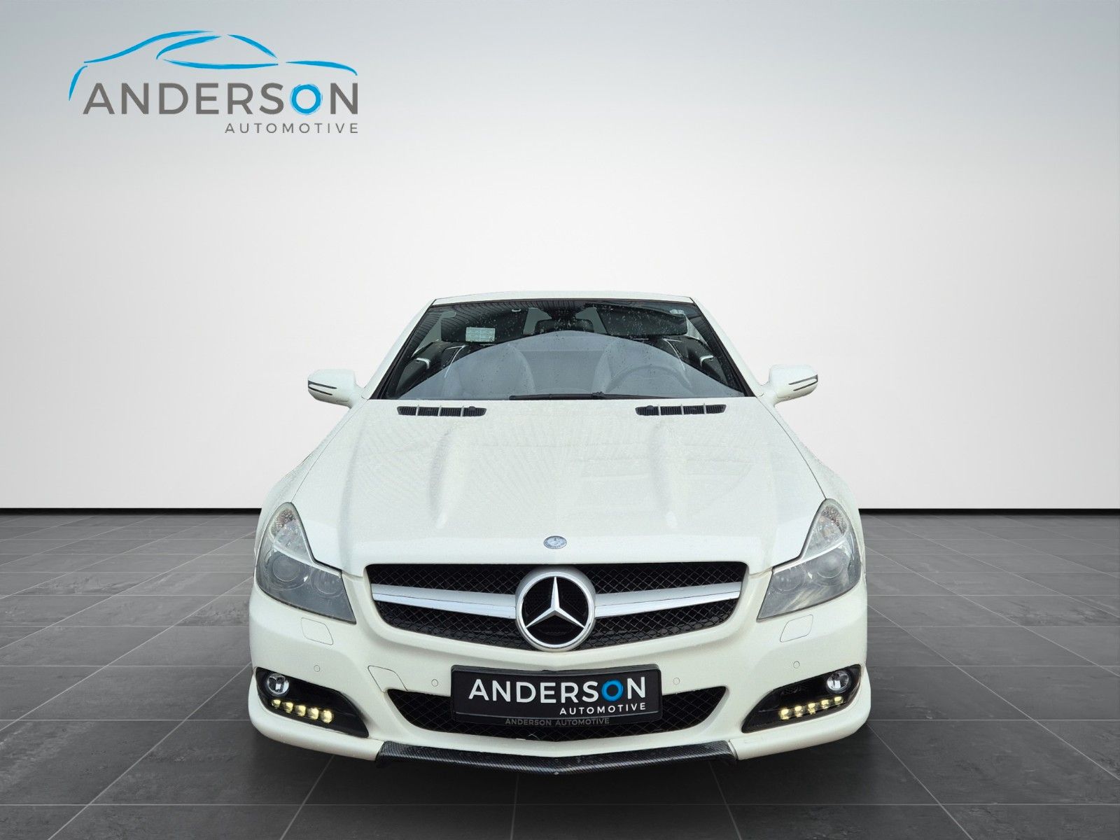 Fahrzeugabbildung Mercedes-Benz SLR SL 350 PIECHA CARBON PANO MEMORY H&K LED