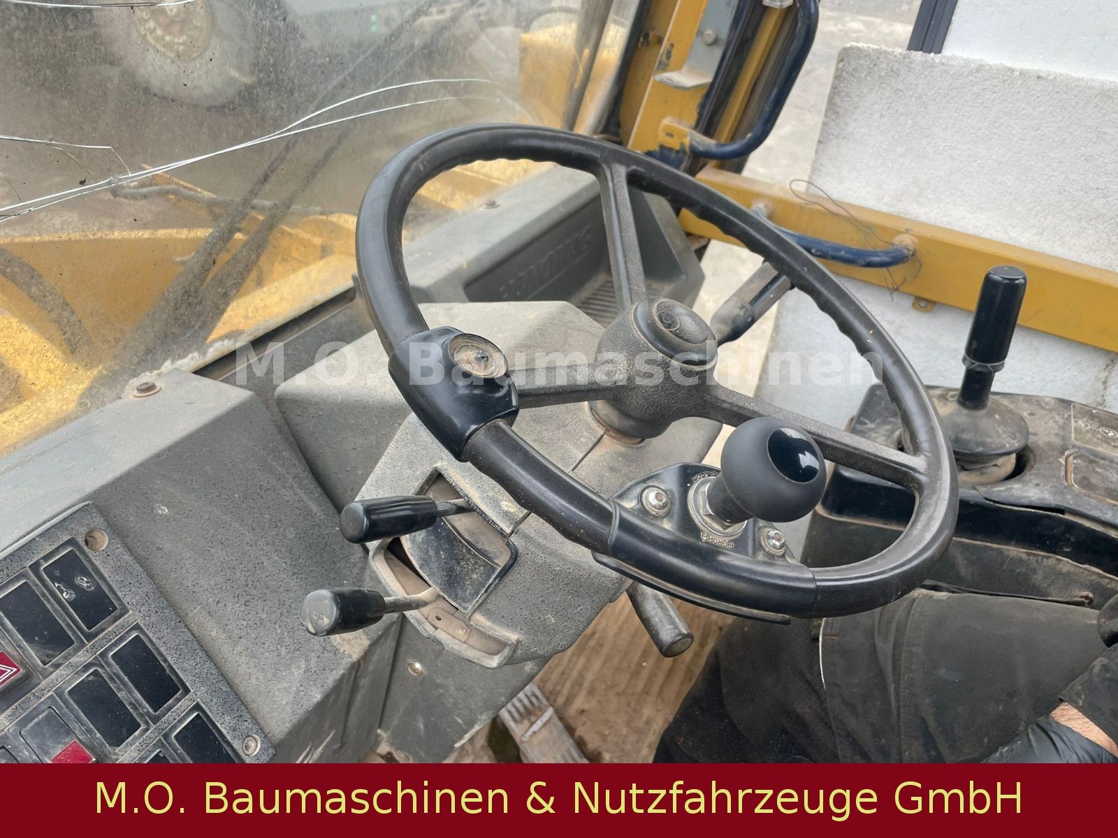 Fahrzeugabbildung Hanomag 50 E / 13,5 t /