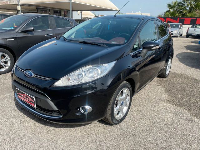 Ford Fiesta 1.4 TDCi 70CV 5 porte Titanium