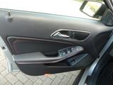 Mercedes-Benz GLA 180 AMG-Line*1.-HD*NIGHT*NAVI*LED*CAM*KEYLES - Mercedes-Benz GLA 180 aus 2017