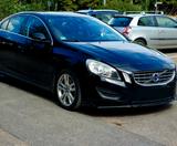 Volvo S60 D4 Geartronic Momentum Momentum - Volvo S60 Momentum mit Diesel-Antrieb