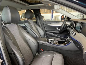Mercedes-Benz E 350d *LED*KAMERA*NAVI*PDC*BURMESTER*CARPLAY*