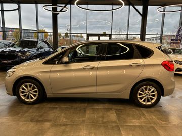 BMW 218 d Active Tourer*Klima*AHK*LED*Navi*Bluetooth
