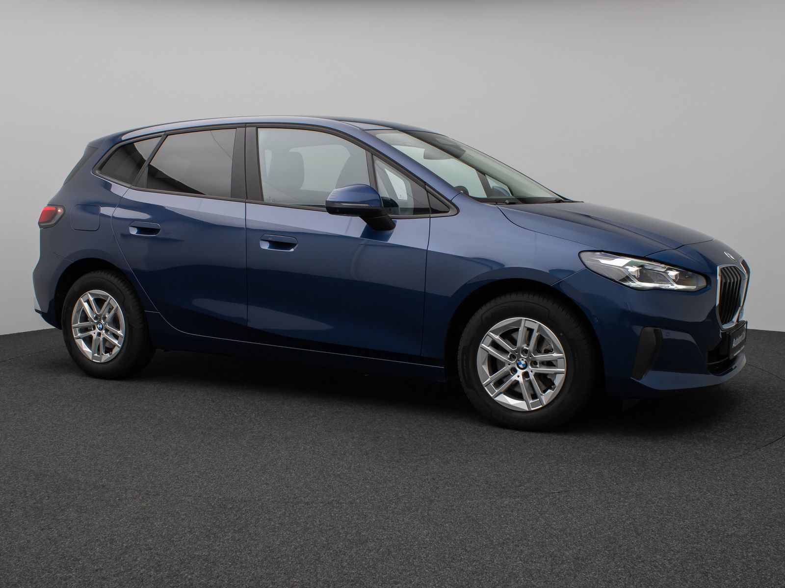 Fahrzeugabbildung BMW 218i Active Tourer 360°HUD DAB Widscreen Komfort