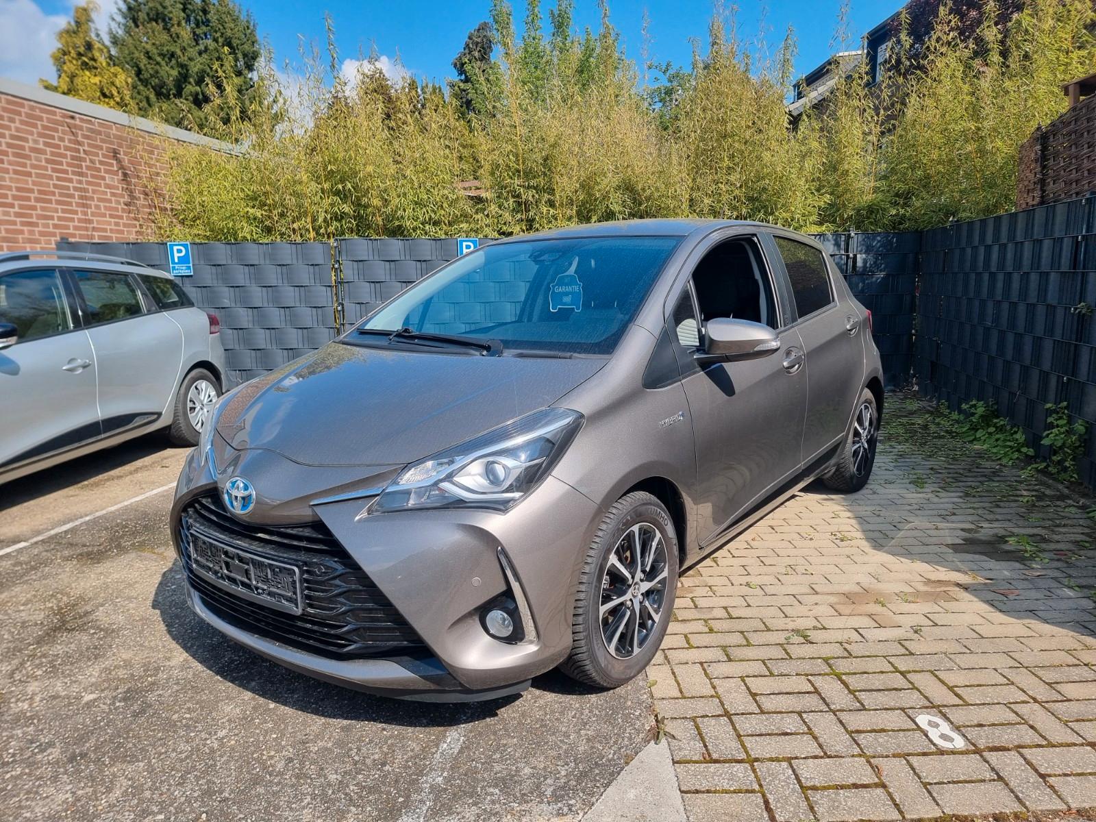 Toyota Yaris 1,5-l-VVT-i Hybrid CVT Team Garantie