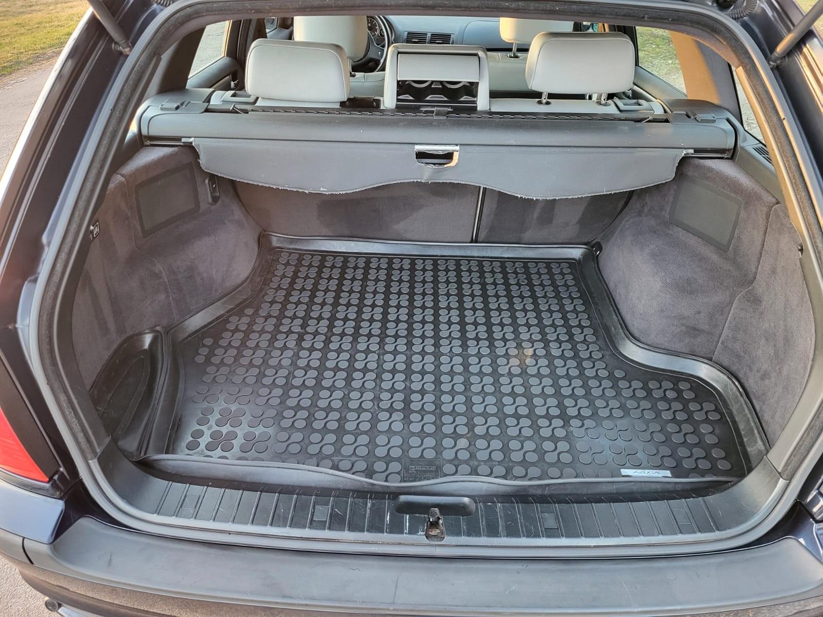 BMW 330 2004 — engine 2.993 cm³, 204 HP (150kW)