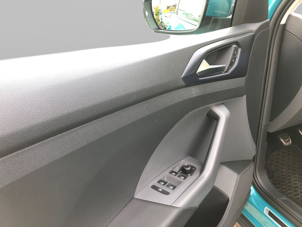 Fahrzeugabbildung Volkswagen T-Cross 1.0 TSI OPF UNITED ACC,Navi,PDC,SH, Blin