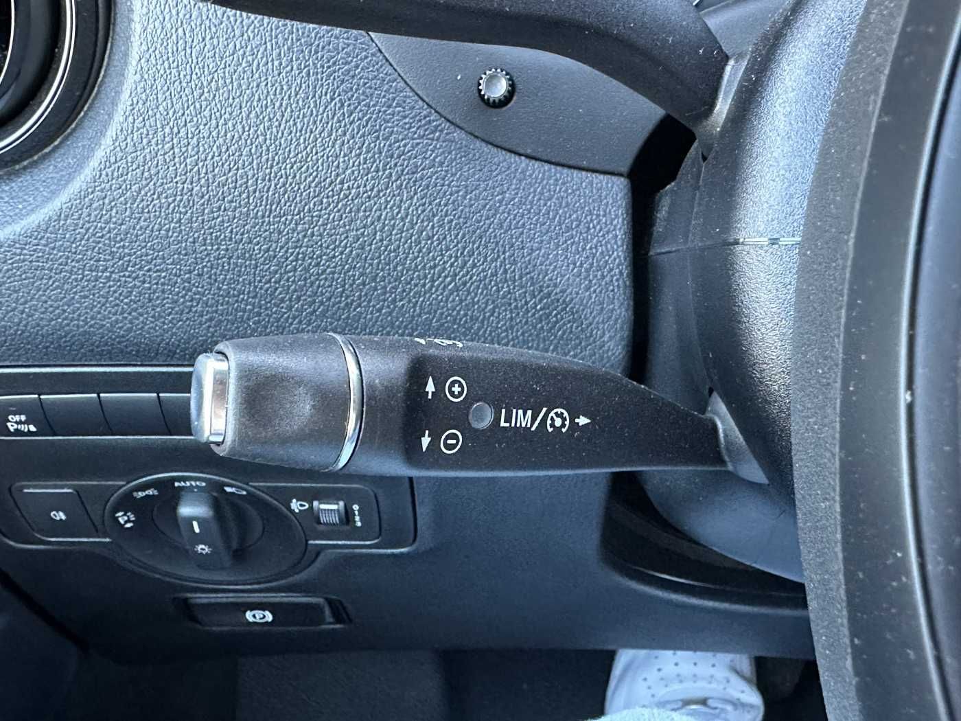 Fahrzeugabbildung Mercedes-Benz eVito 112 Audio 30 Sitzheizung Kamera Tempomat