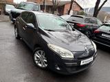 Renault Megane 1.4 TCe Luxe *1.Hand*Leder*Navi*Keyless* - Renault Megane: 1.4