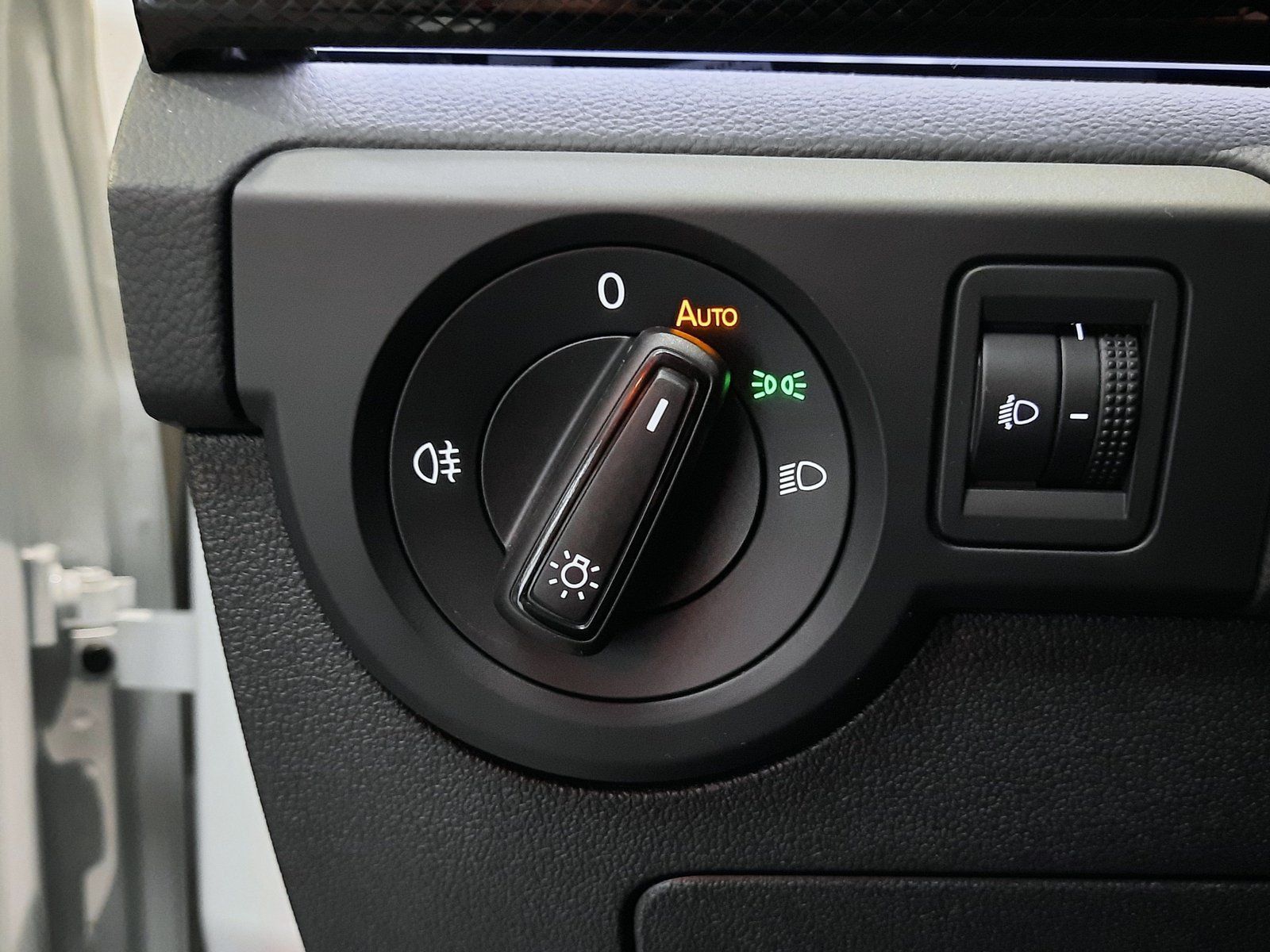 Fahrzeugabbildung Volkswagen T-Cross TSI Goal *AHK*LED*Sitzhzg*Einparkh*App-C